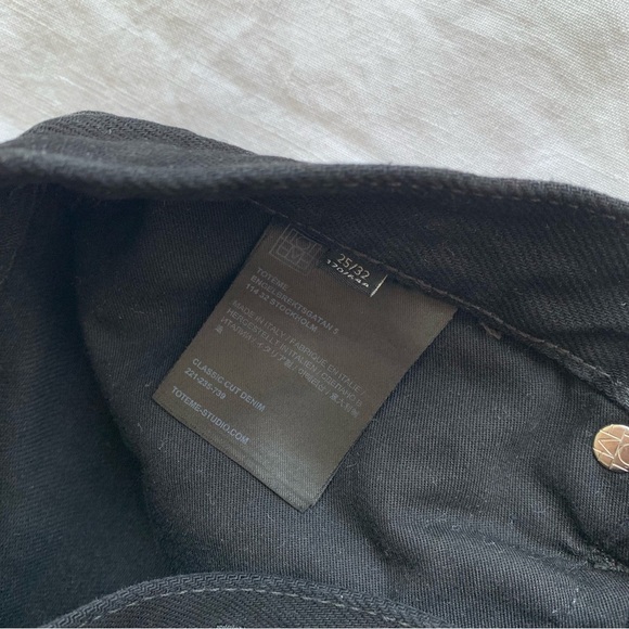 Toteme Classic Cut High Rise Straight Leg Cotton Denim Jeans Black - Picture 11 of 14